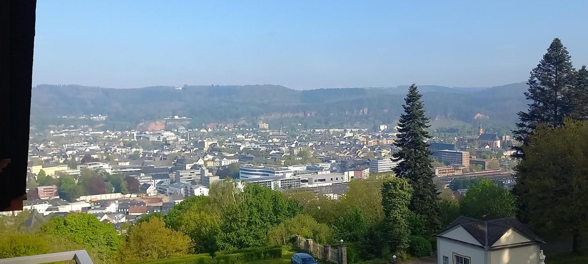 Ferienwohnungen Petrisberg 特里尔 客房 照片